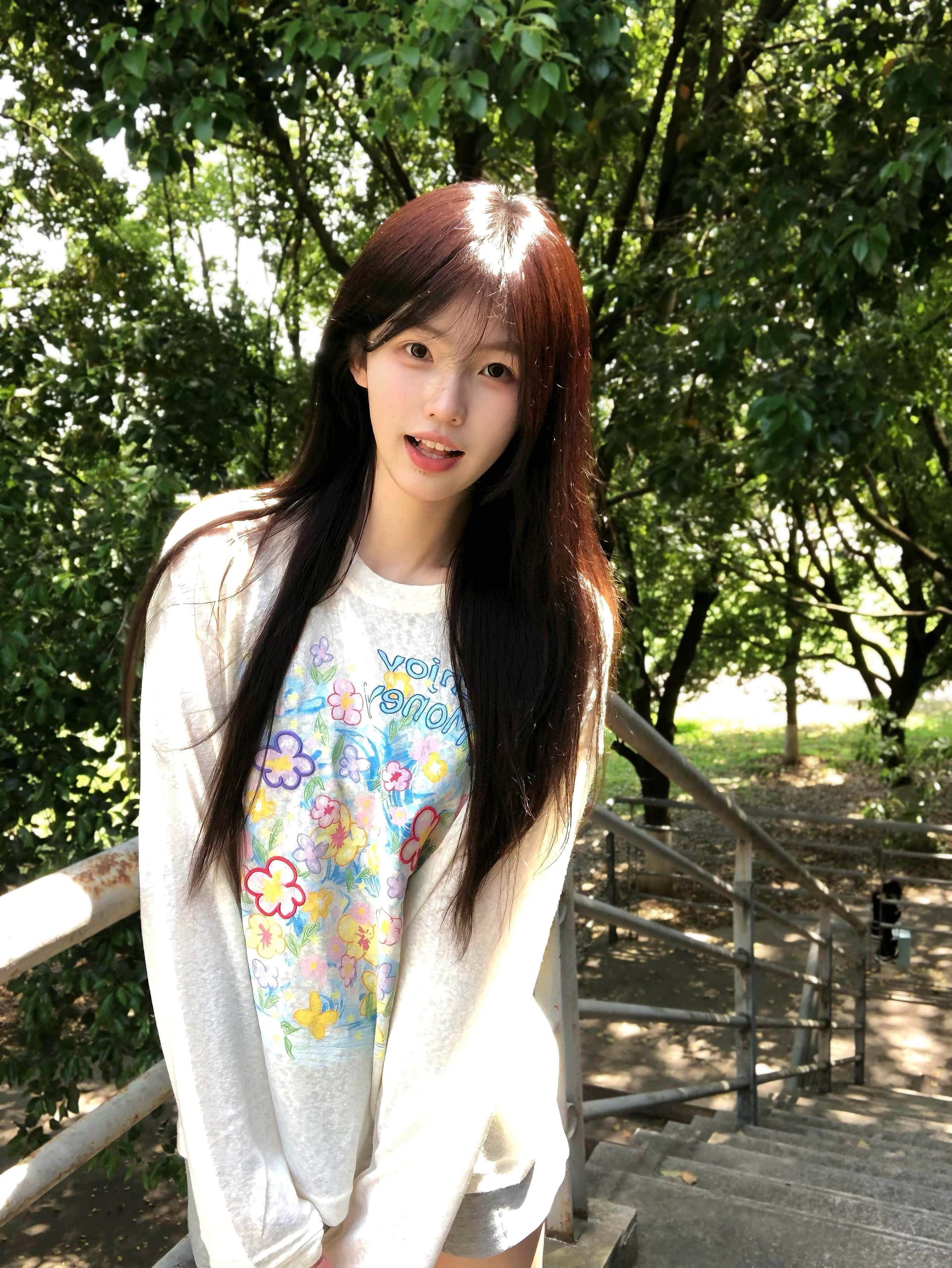 눈꽃 면 한 부서 화이트 자외선 차단 프린트 긴팔 티셔츠 여성 여름 얇은 스타일 루즈핏 Tulle 아름다운 블라우스 상세 이미지 4