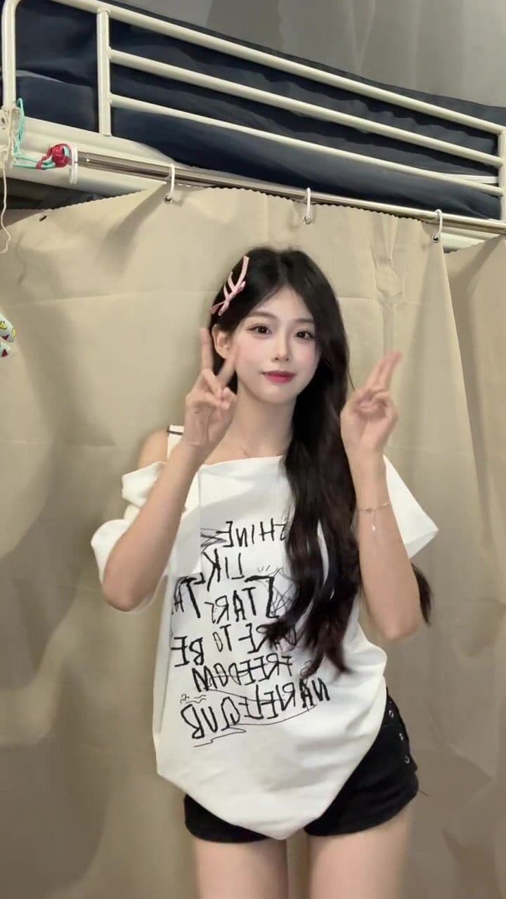 아메리칸 레트로 창의성 프린트 비스듬한 어깨 반팔 티셔츠 여성 여름 루즈핏 슬림해 보이는 느긋한 달콤한 차가운 오프숄더 상세 이미지 7