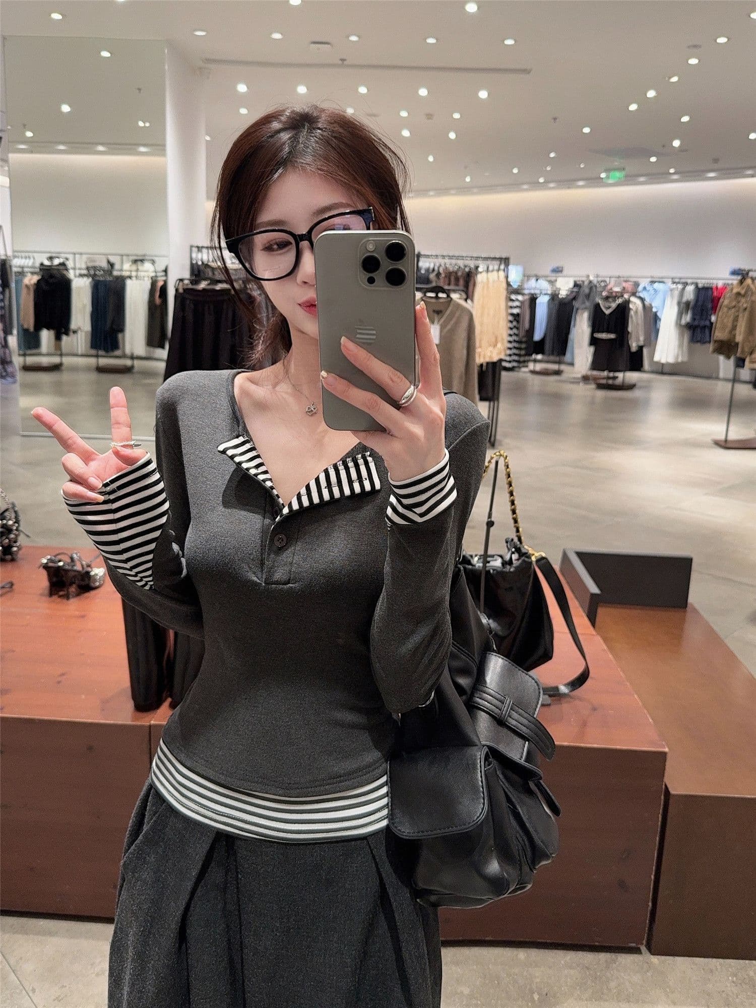 사람들 면 260 그램 원본 품질 디자인 센스 핫걸 스트라이프 패치워크 티셔츠 여성 의류 가을 패치워크 반 개방 칼라 상세 이미지 27
