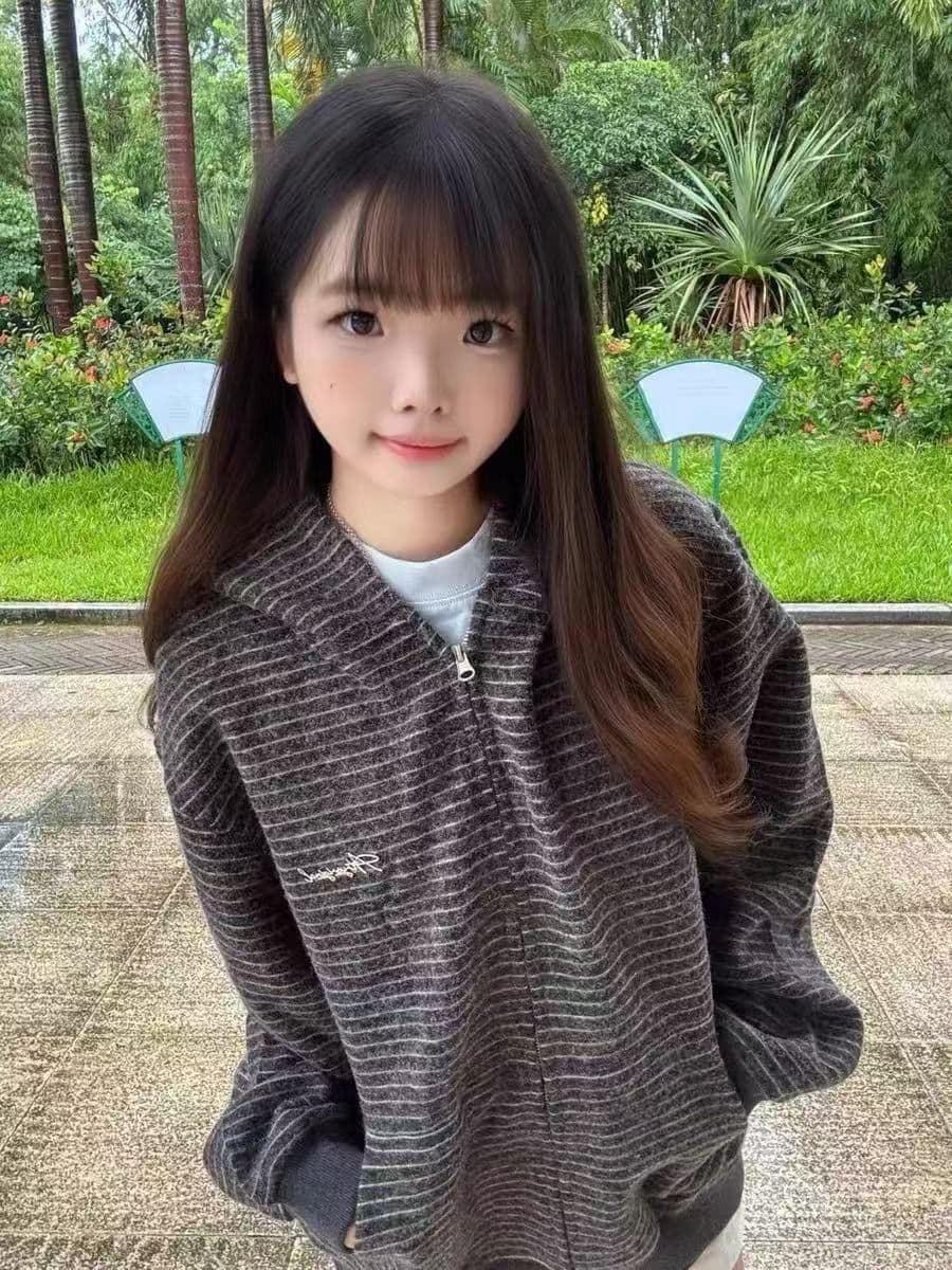 얇은 스타일 백금 지퍼 자수 이후 패키지 칼라 광저우 원본 원단 후드티 여성 이미지 4