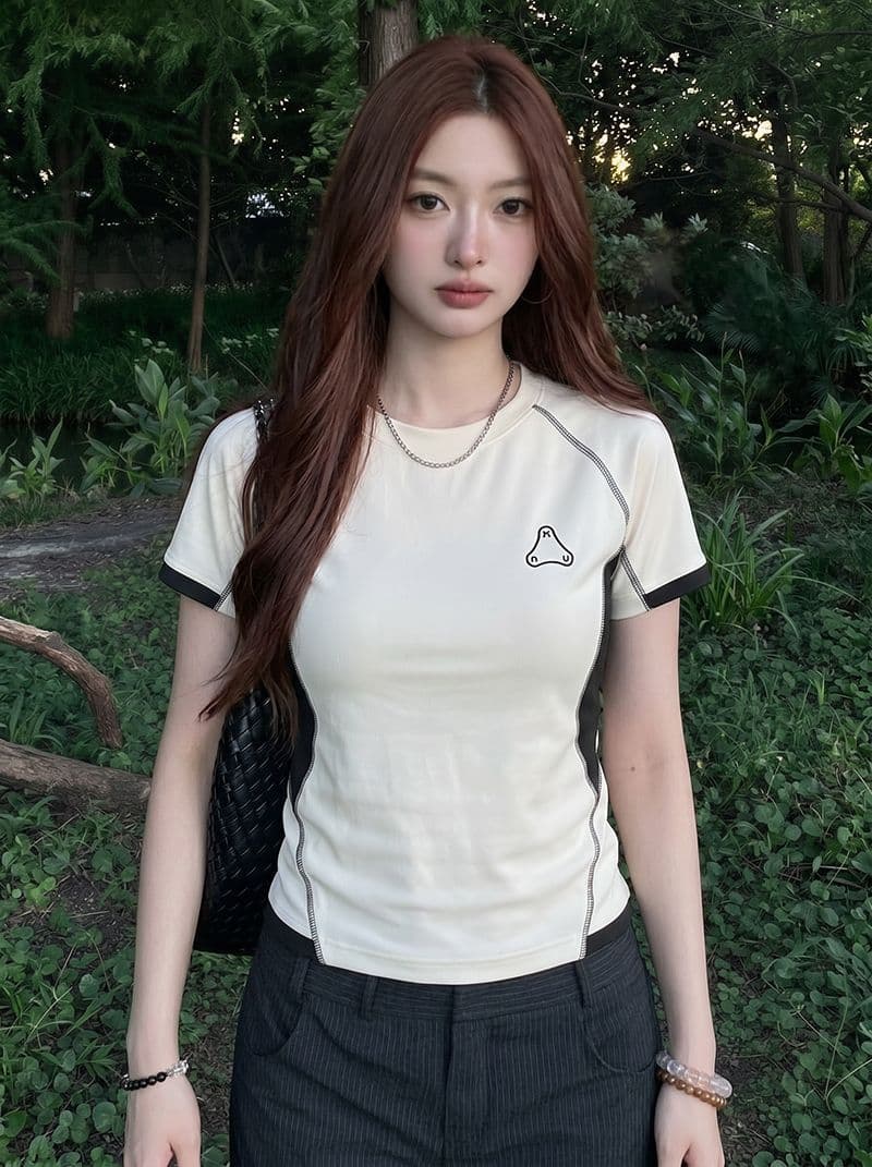 1 1 순면 리브 220 그램 반팔 티셔츠 여성 의류 여름 새로운 디자인 센스 삽입 색상 라운드 넥 맨위
