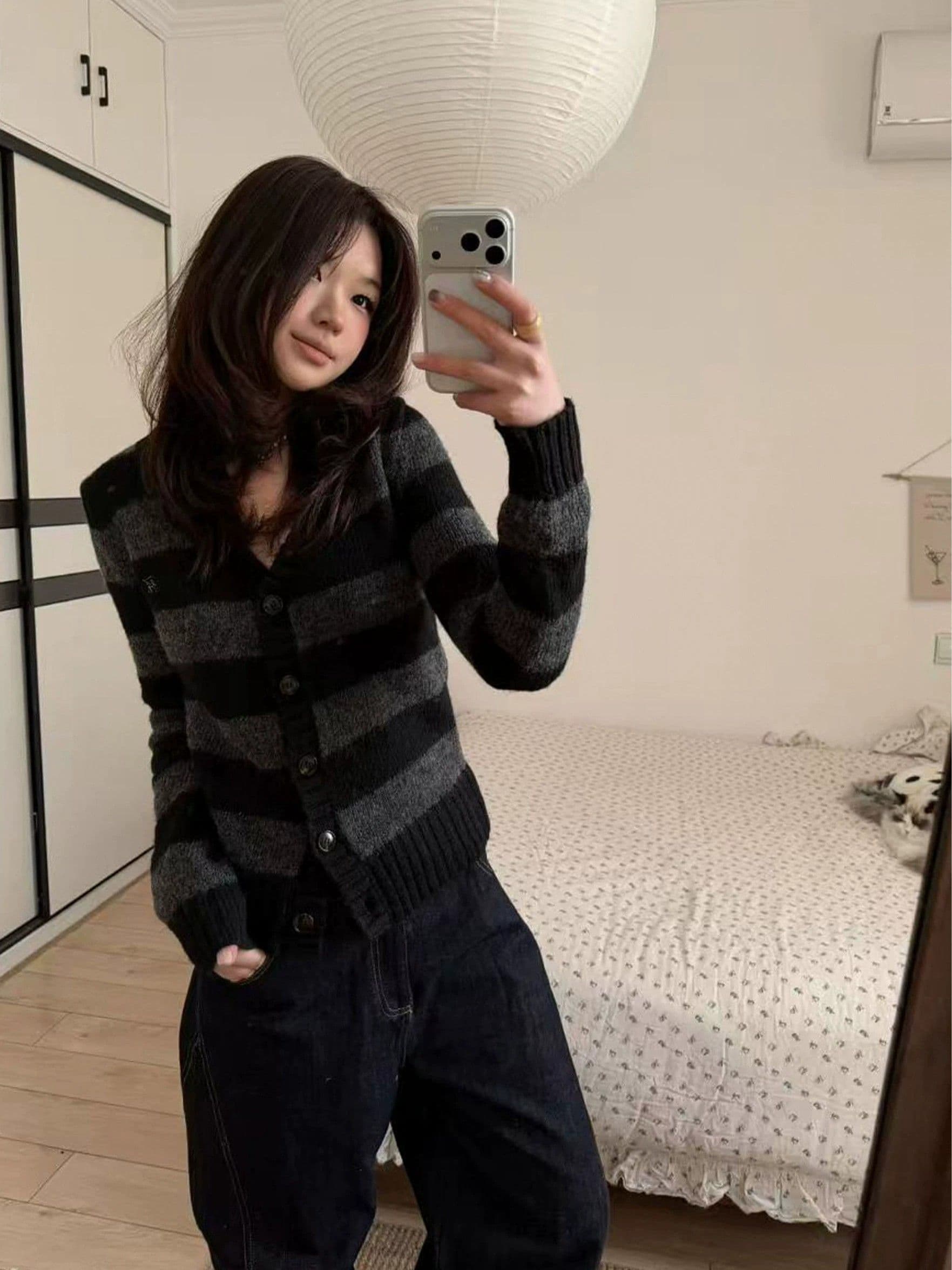 양 플러시 블랙 회색 스트라이프 느긋한 센스 V넥 양모 혼방 스웨터 니트 오픈 가디건 여성 가을 몸매 가꾸기 맨위 트렌디
