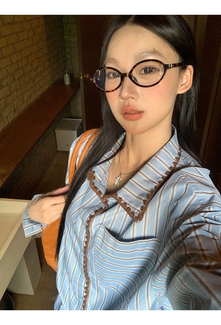스트라이프 셔틀 제직 조개 자수 참나무 늑골 하나 한 부서 품격 캐주얼 배색 스트라이프 긴팔 셔츠 허리 수축 맨위 상세 이미지 11