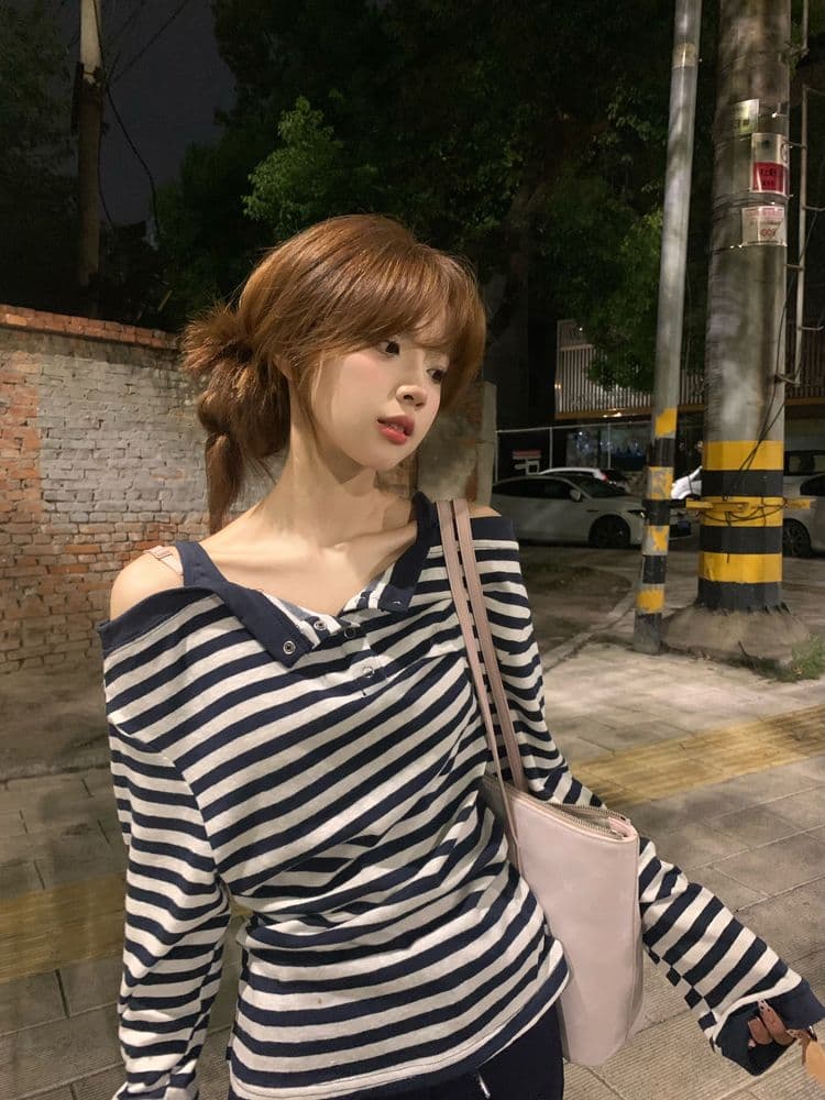 한 부서 스트라이프 페이크 레이어드 오프숄더 긴팔 티셔츠 여성 조기 가을 새로운 루즈핏 느긋한 달콤한 핫걸 맨위 상세 이미지 5