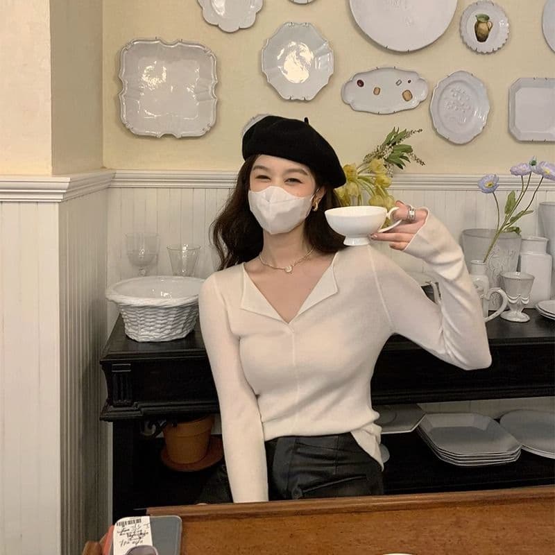 2026 가을 겨울 새로운 단색 디자인 센스 작은 폴로 칼라 양모 니트 스웨터 여성 편안함 부드럽다 기본 셔츠 여성 트렌디 이미지 3