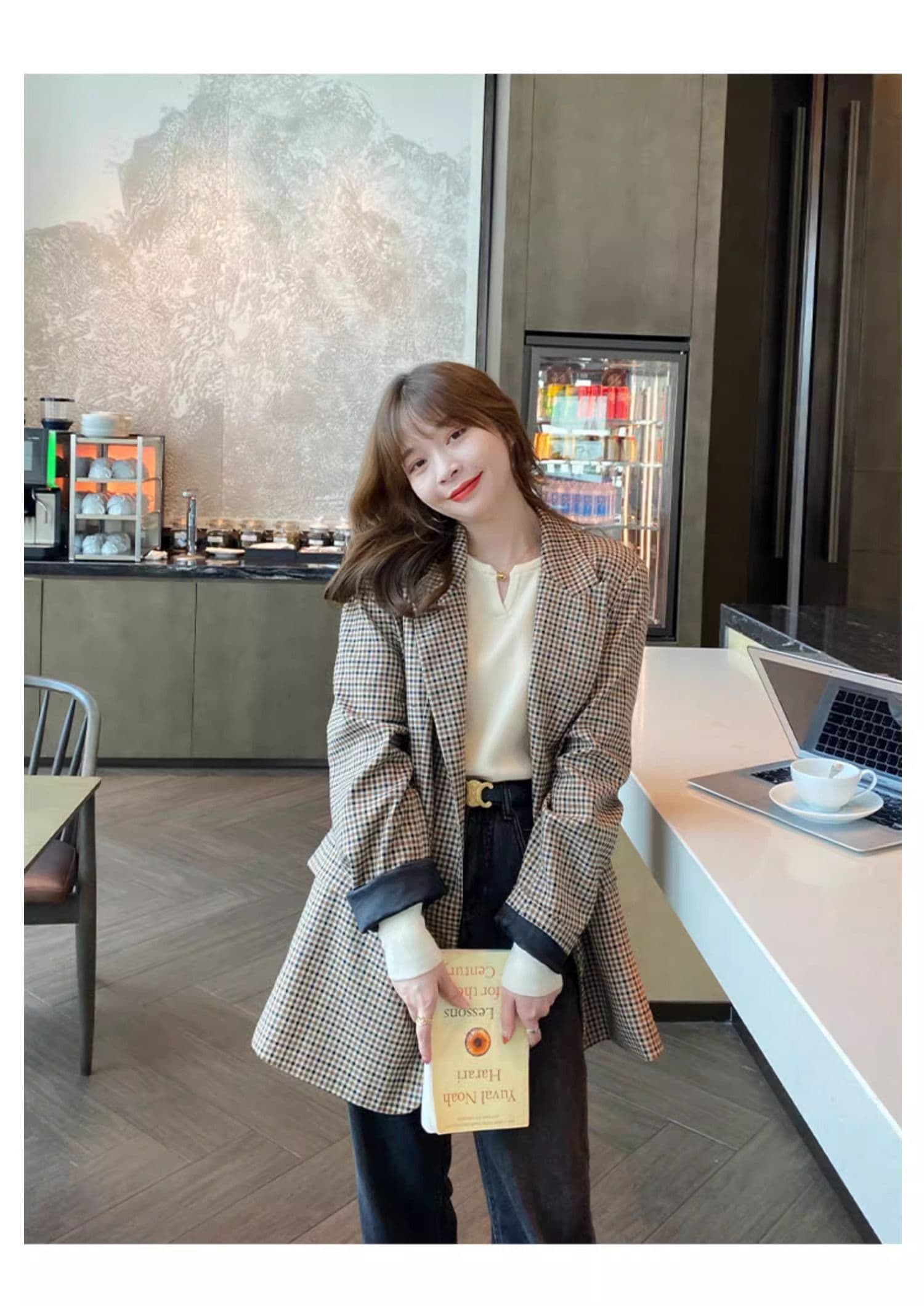 V넥 기본 셔츠 여성 봄과 가을 고급 센스 맨위 니트 스웨터 화이트 작은 샤넬 스타일 정장 인사이드 가져 가라. 2026 새로운 상세 이미지 21