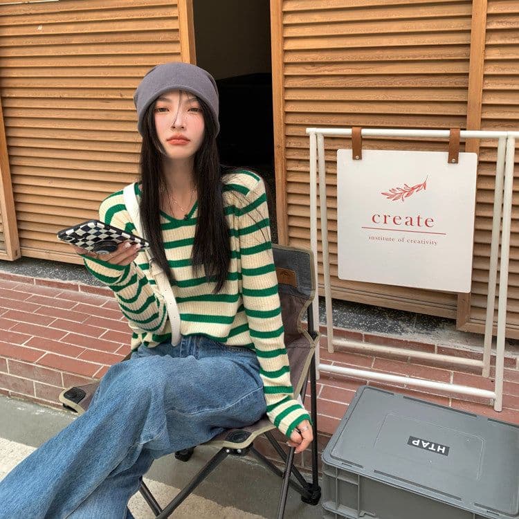 구덩이 기사 배색 레트로 프랑스식 V넥 긴팔 티셔츠 루즈핏 2026 봄 가을 착용 가져 가라. 외국 가스 Chic 인사이드 가져 가라. 기본 셔츠 상세 이미지 30