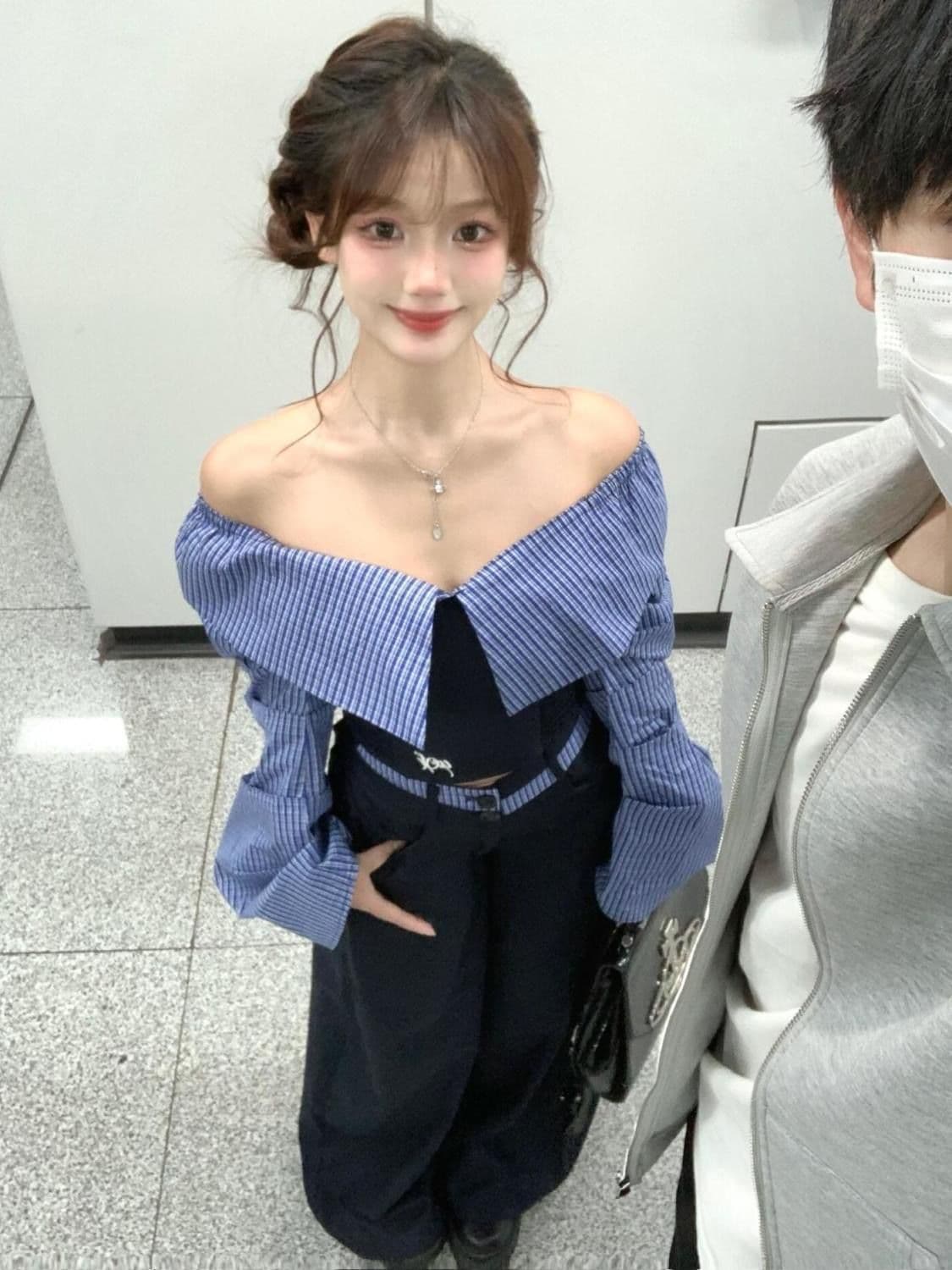 2026 새로운 슈퍼 잘 생긴 오프숄더 패치워크 맨위 여성 한국 스타일 허리 수축 루즈핏 슬림해 보이는 캐주얼 바지 투피스 슈트 상세 이미지 7