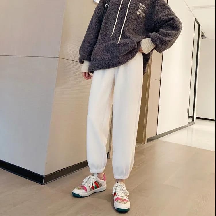 새로운 ins 트렌디 와이드 레그 팬츠 어린이 코듀로이 도루 센스 루즈핏 슬림해 보이는 겨울 털이 있고 두꺼운 캐주얼 조거 바지 여성 이미지 2