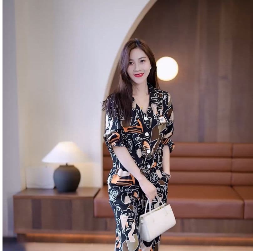 와이드 레그 팬츠 패션 세트 여성 2026 봄 새로운 반팔 품격 연령 감소 외국 가스 세련된 캐주얼 투피스 세트 상세 이미지 10