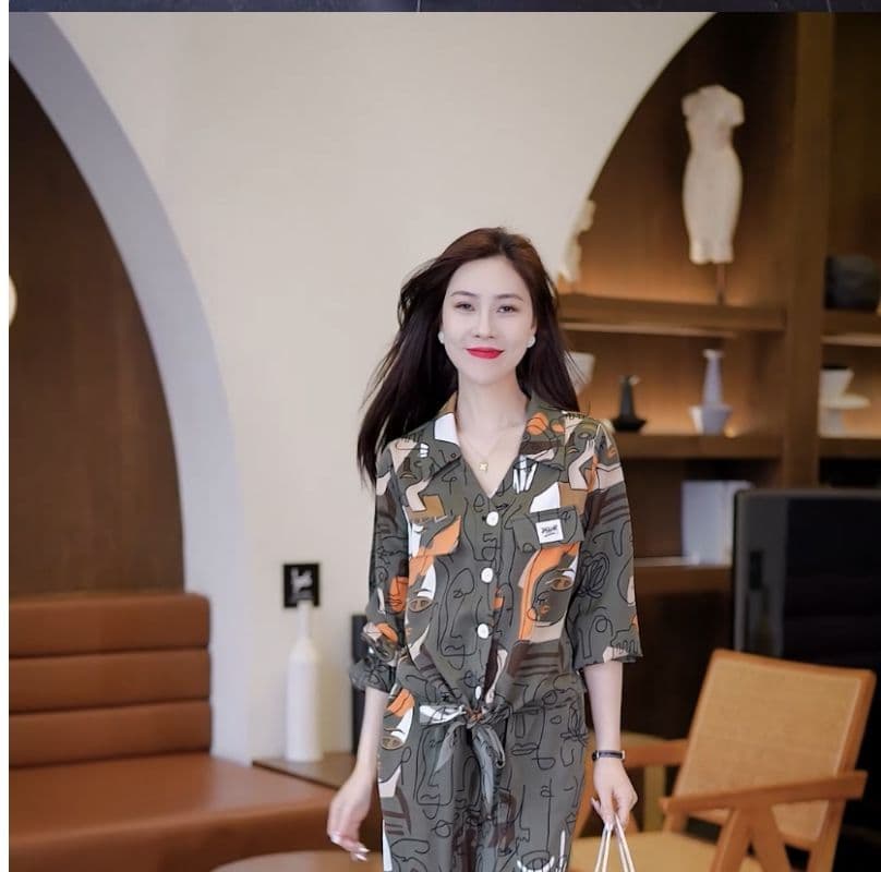 와이드 레그 팬츠 패션 세트 여성 2026 봄 새로운 반팔 품격 연령 감소 외국 가스 세련된 캐주얼 투피스 세트 상세 이미지 17