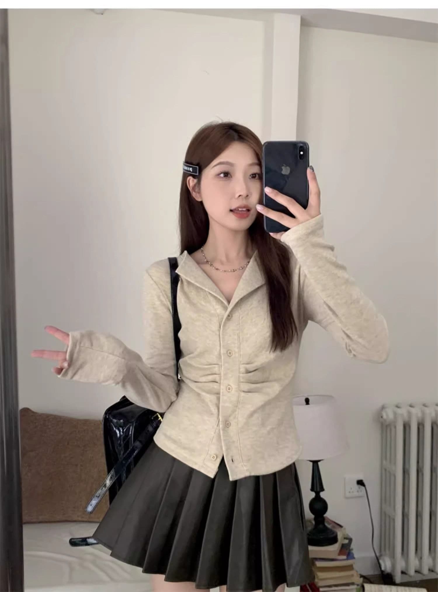 250그램 양 플러시 여성 얇은 스타일 2026 가을 새로운 단색 쇼트 스타일 재킷 폴로 칼라 맨위 긴팔 티셔츠 상세 이미지 16