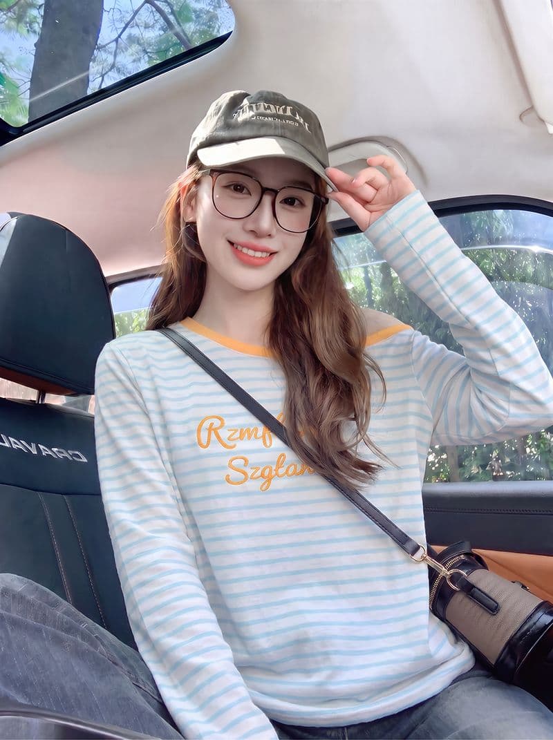 긴팔 티셔츠 기본 셔츠 여성 의류 루즈핏 가시 자수 아메리칸 스트라이프 봄 가을 새로운 비스듬한 칼라 맨위 이미지 3