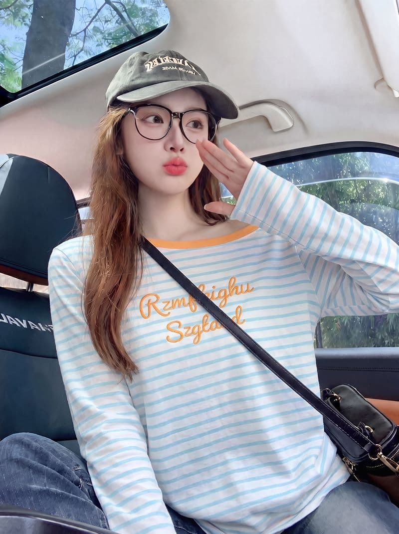 긴팔 티셔츠 기본 셔츠 여성 의류 루즈핏 가시 자수 아메리칸 스트라이프 봄 가을 새로운 비스듬한 칼라 맨위 상세 이미지 5