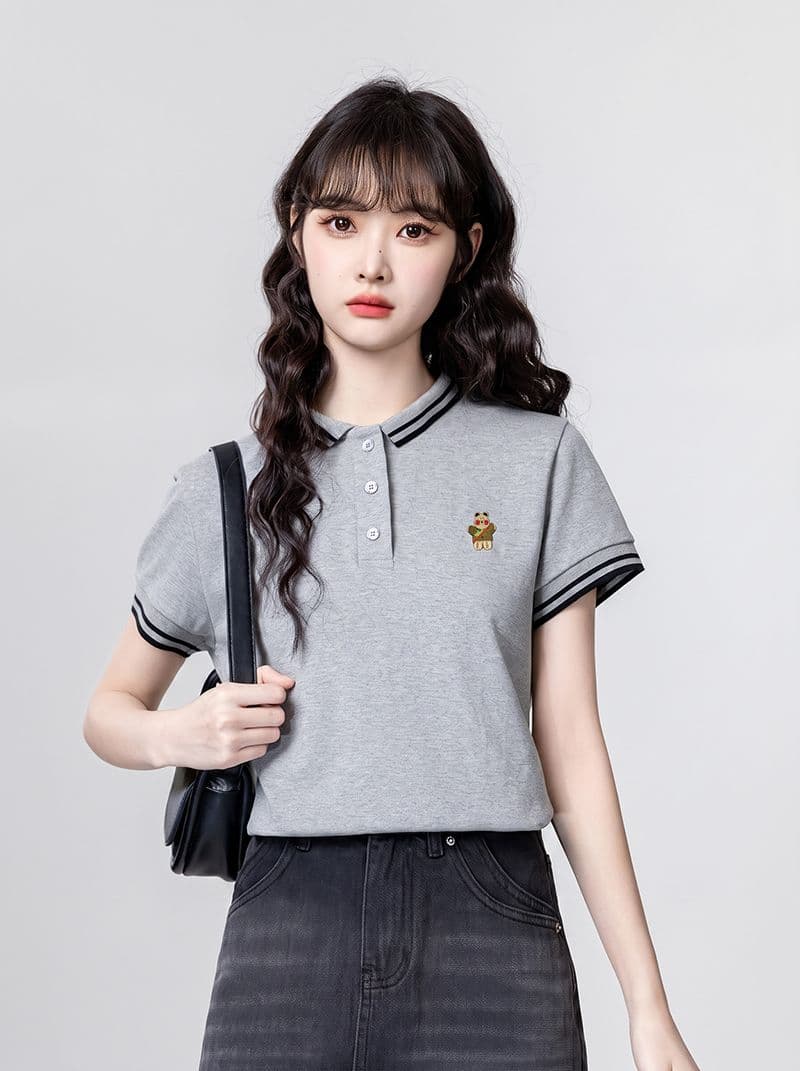 220 그램 물 부드러운 면 반팔 티셔츠 여성 의류 여름 새로운 디자인 센스 자수 스트라이프 POLO 칼라 맨위 이미지 2