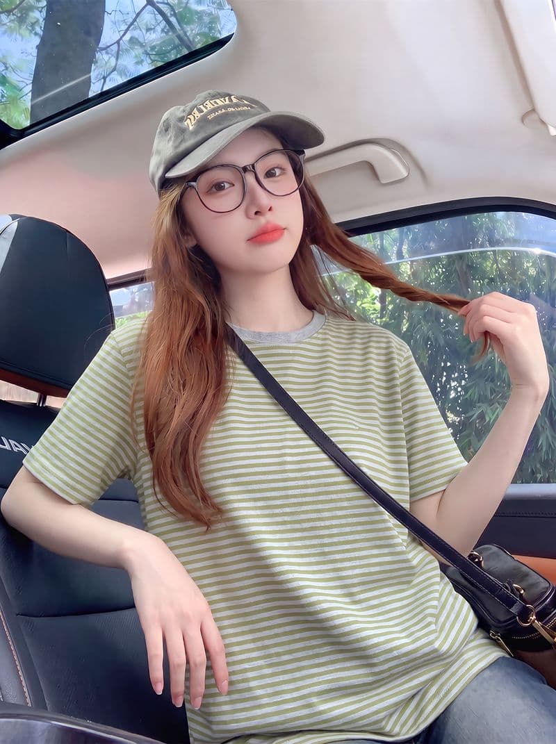 220 그램 스트라이프 반팔 티셔츠 여성 의류 여름 새로운 한 부서 디자인 센스 루즈핏 스트라이프 라운드 넥 맨위 이미지 3
