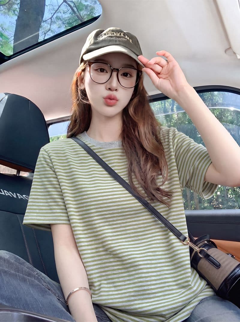 220 그램 스트라이프 반팔 티셔츠 여성 의류 여름 새로운 한 부서 디자인 센스 루즈핏 스트라이프 라운드 넥 맨위 상세 이미지 9
