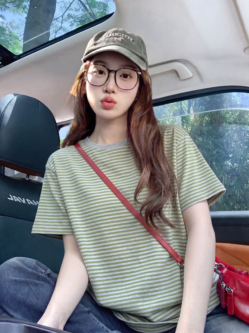 220 그램 스트라이프 반팔 티셔츠 여성 의류 여름 새로운 한 부서 디자인 센스 루즈핏 스트라이프 라운드 넥 맨위 상세 이미지 10