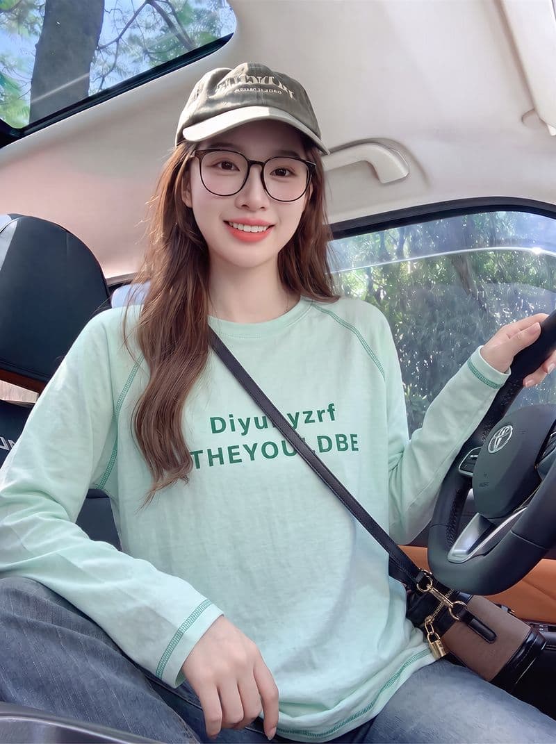 160 톰 글 래 경기 서울 눈꽃 면 긴팔 티셔츠 기본 셔츠 여성 의류 트렌디 봄 가을 새로운 라운드 넥 맨위 이미지 3