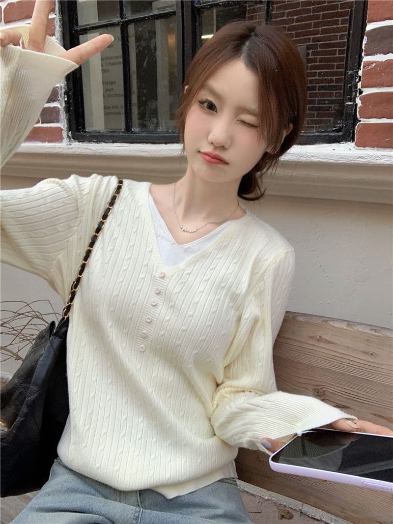 가을 겨울철 2026 새로운 페이크 레이어드 인사이드 가져 가라. 예쁜 스웨터 외출용 여성 작은 샤넬 스타일 니트 스웨터 살구 색상 맨위 상세 이미지 3
