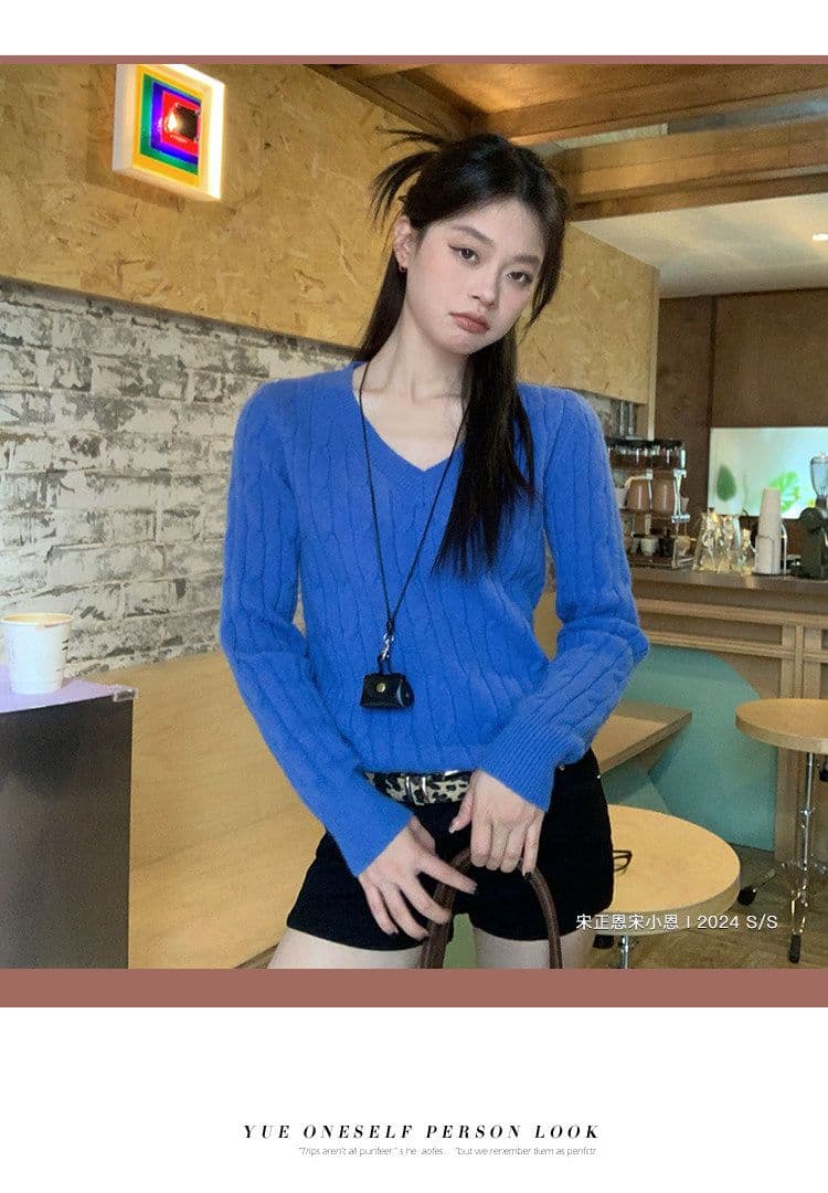 살구 색상 V넥 스웨터 여자 2026 가을 꽈배기 두꺼운 루즈핏 인사이드 가져 가라. 느긋한 바람 니트 스웨터 맨위 상세 이미지 29