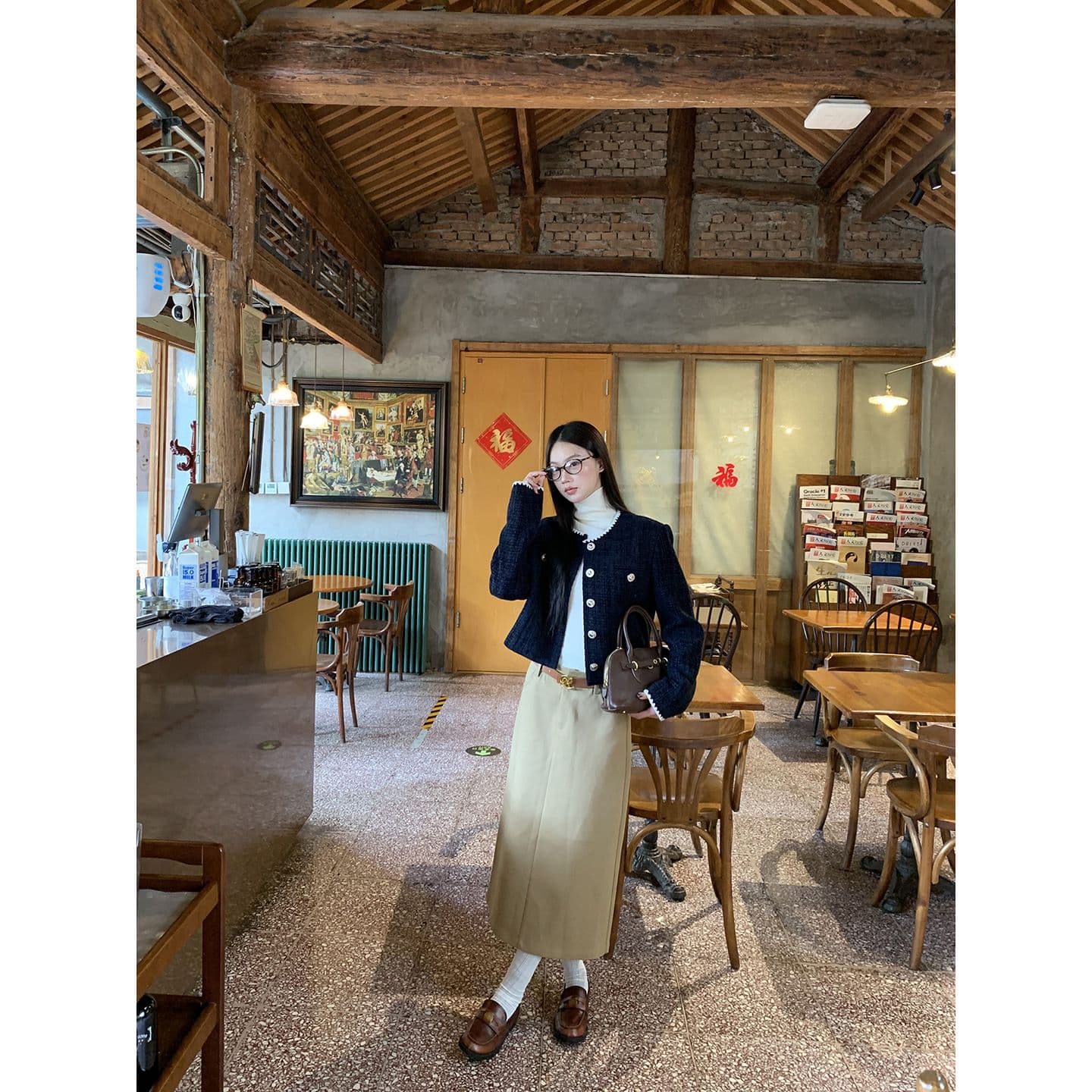 복합 두꺼운 모직물 원단 조개 자수 조금 향기로운 레트로 라운드 넥 긴팔 여성 코트 짧은 오픈 가디건 맨위 이미지 4