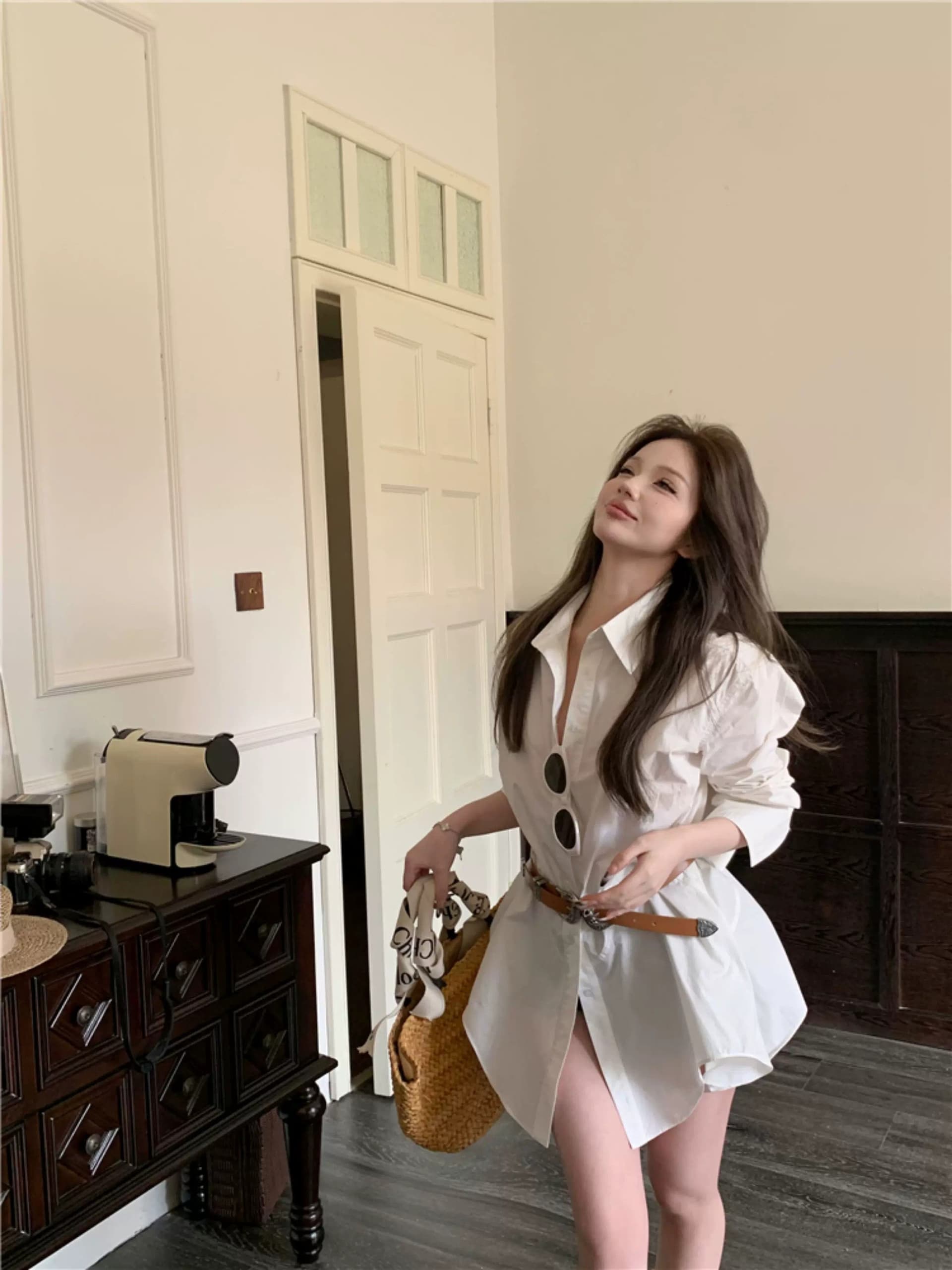 원본 품질 것 프랑스식 화이트 폴로 칼라 긴팔 셔츠 드레스 반바지 세트 여성 디자인 센스 치마 상세 이미지 8