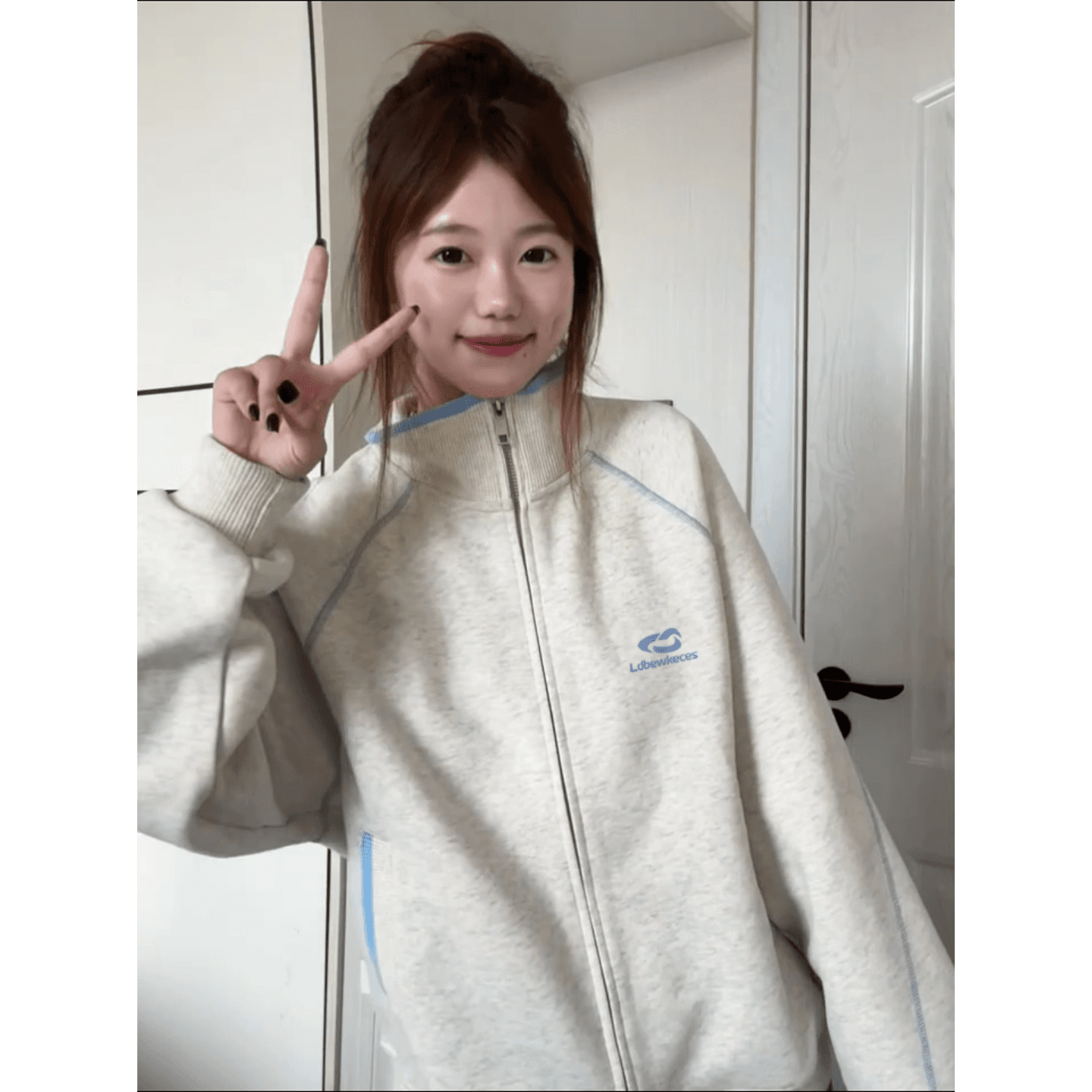 빅 사이즈 여성 의류 200 kg 얇은 스타일 후드티 여성 봄 가을 새로운 지퍼 카디건 코트 스탠드 칼라 맨위 이미지 2