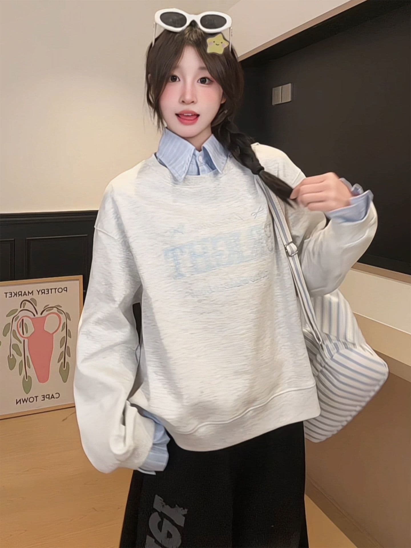 얇은 스타일 후드티 여성 봄 가을 새로운 한 부서 페이크 레이어드 루즈핏 가시 자수 스트라이프 POLO 칼라 맨위 상세 이미지 6