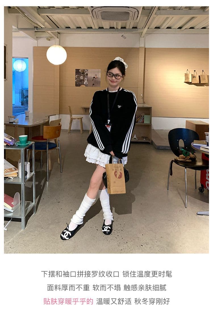 후드티 여성 봄 가을 새로운 얇은 스타일 세 도로 바 페이크 레이어드 루즈핏 자수 꽃 봉오리 실크 라운드 넥 맨위 상세 이미지 10