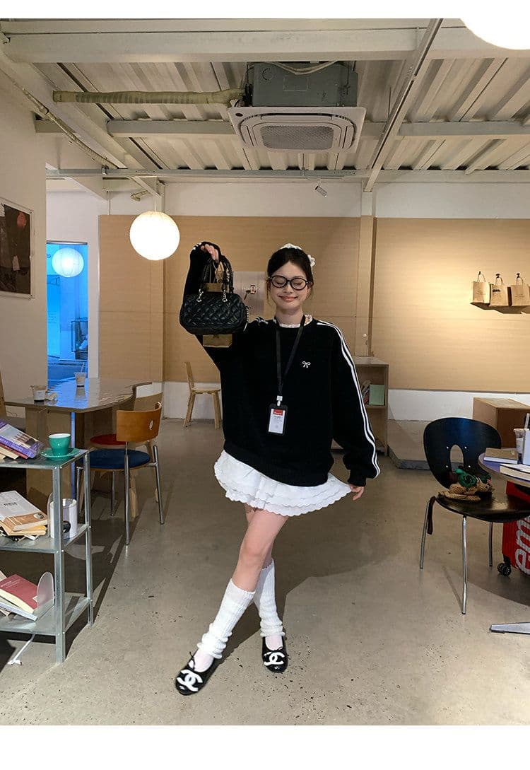 후드티 여성 봄 가을 새로운 얇은 스타일 세 도로 바 페이크 레이어드 루즈핏 자수 꽃 봉오리 실크 라운드 넥 맨위 상세 이미지 23