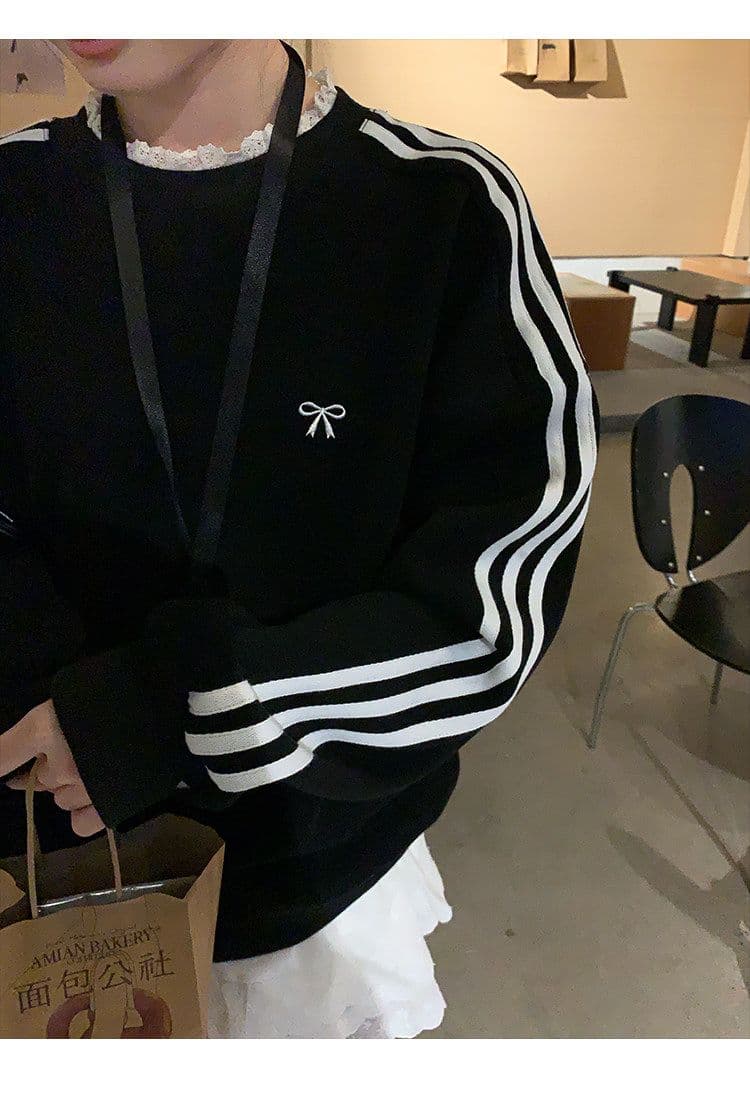 후드티 여성 봄 가을 새로운 얇은 스타일 세 도로 바 페이크 레이어드 루즈핏 자수 꽃 봉오리 실크 라운드 넥 맨위 상세 이미지 25