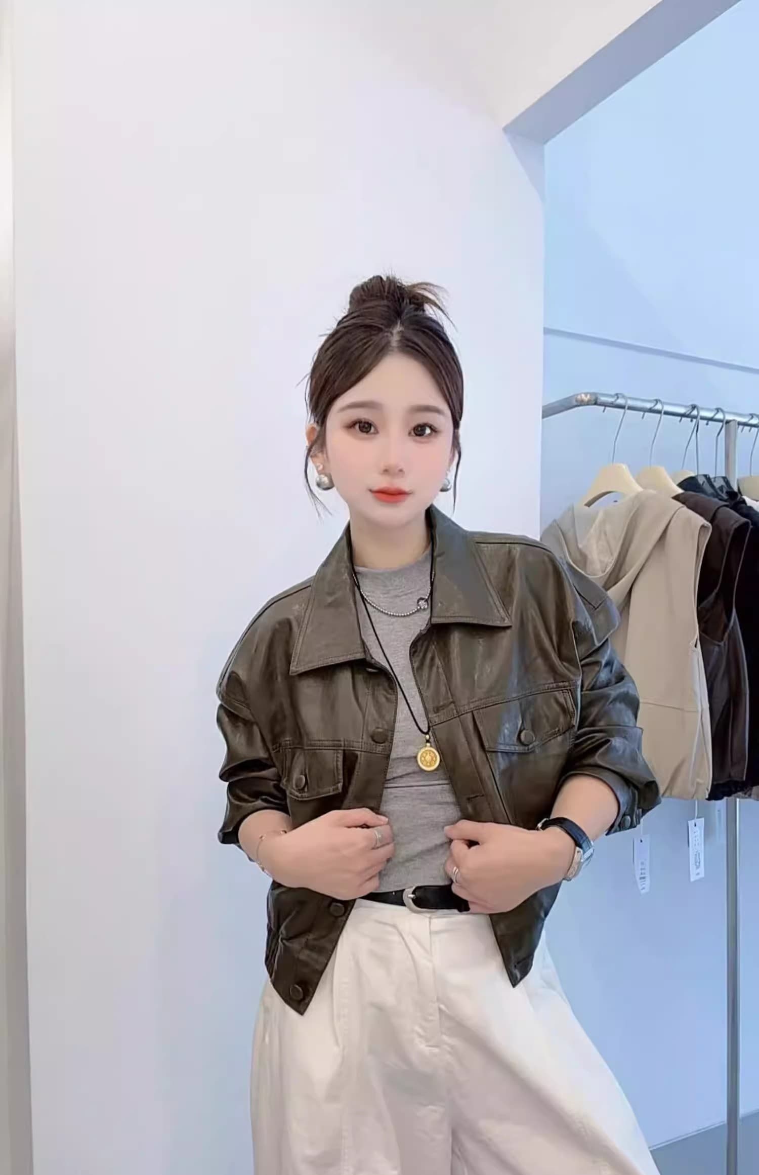 송 능가 같은 단락 2025 가을 겨울 새로운 패션 레트로 pu 가죽 자켓 폴로 칼라 루즈핏 가을 어깨 소매 오토바이 서비스 상세 이미지 16