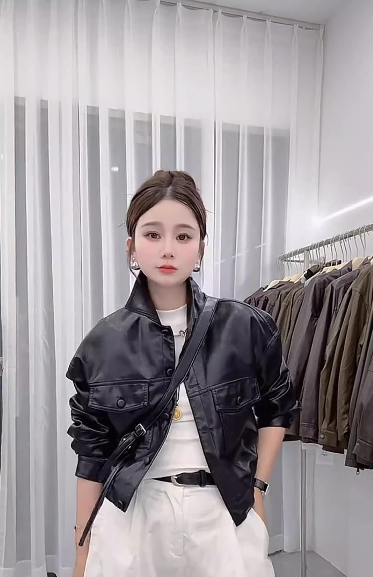 송 능가 같은 단락 2025 가을 겨울 새로운 패션 레트로 pu 가죽 자켓 폴로 칼라 루즈핏 가을 어깨 소매 오토바이 서비스 상세 이미지 18