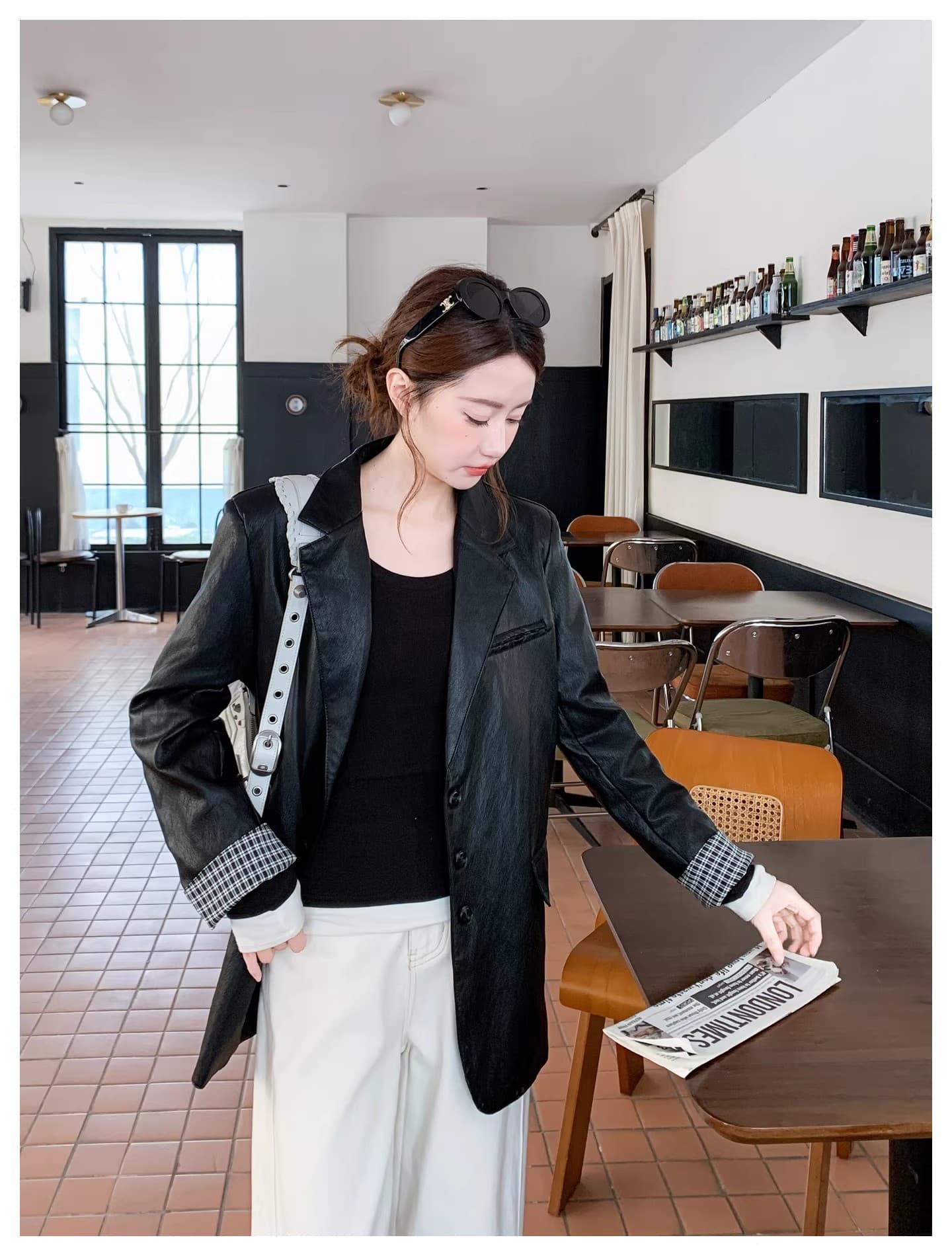 새로운 레트로 체크무늬 패치워크 폴로 칼라 캐주얼 가죽 재킷 여성 코트 그레이트 멋진 롱 코트 품격 정장 고급 센스 상세 이미지 14