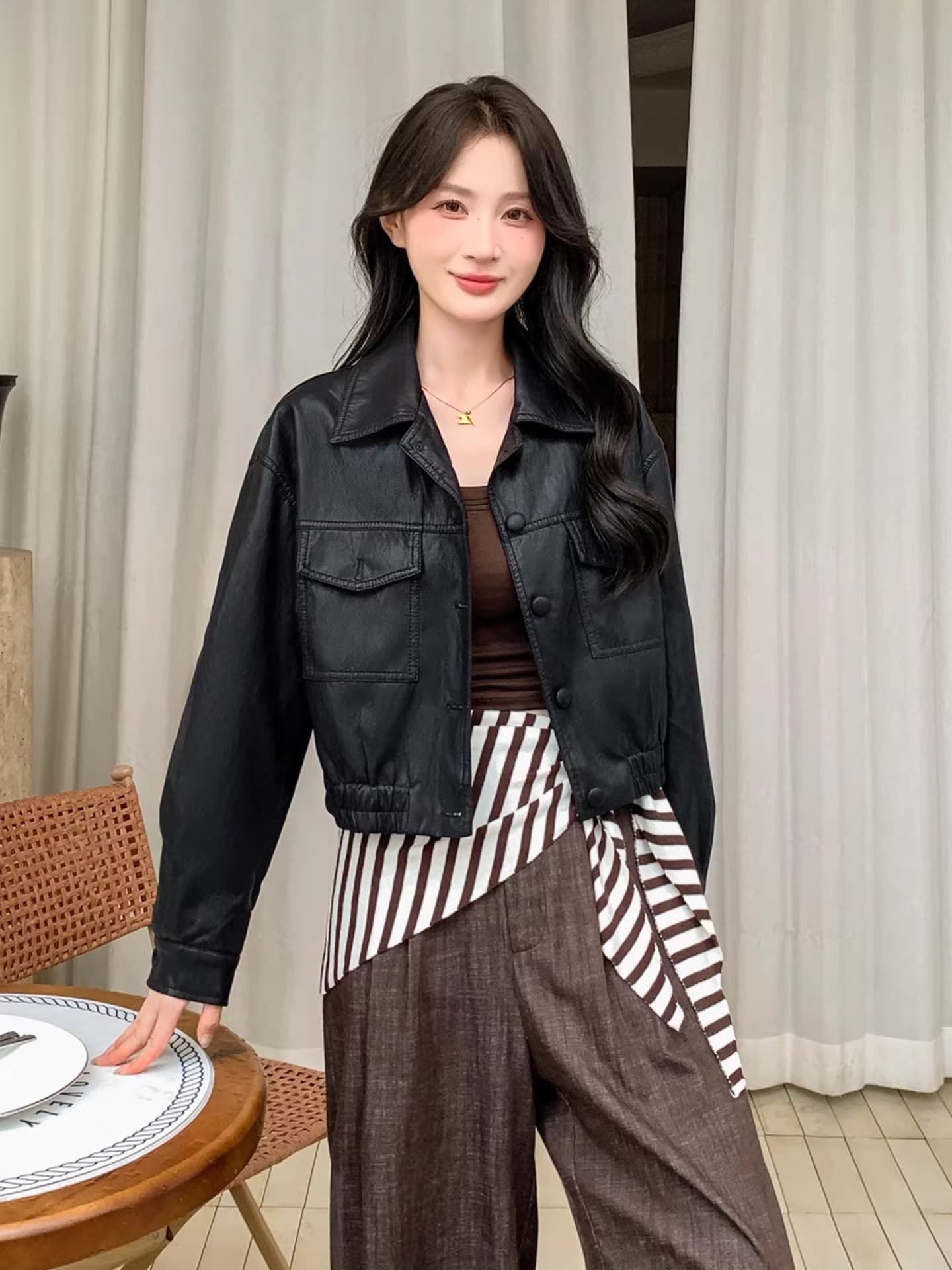 스타 같은 단락 봄 가을 새로운 패션 레트로 가죽 자켓 폴로 칼라 와이드 품격 다용도 루즈핏 가을 어깨 소매 오토바이 서비스 상세 이미지 1