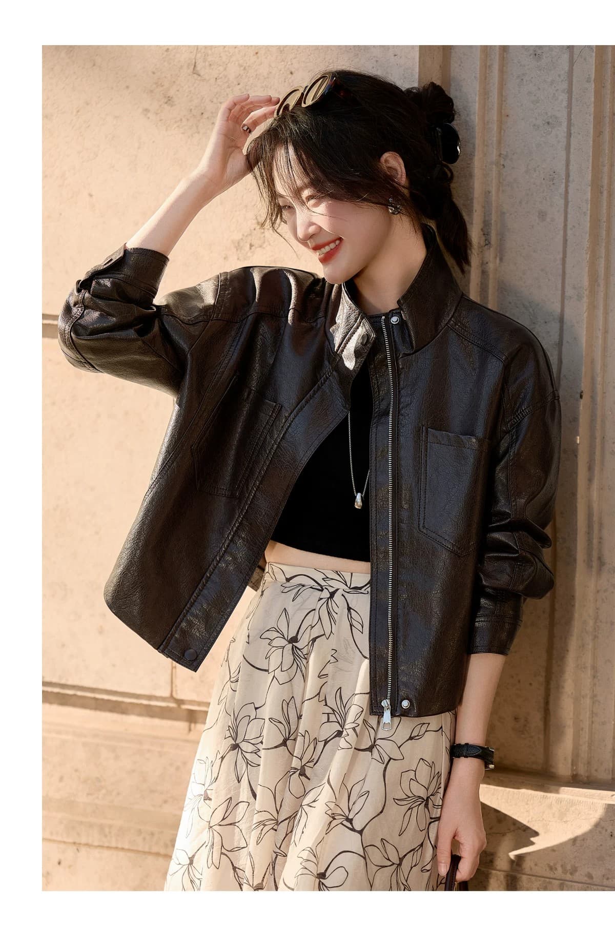 차가운 바람의 소리 바람 스탠드 칼라 쇼트 스타일 가죽 재킷 여성 2026 가을 새로운 막대기 가방 루즈핏 슬림해 보이는 품격 오토바이 재킷 재킷 상세 이미지 23