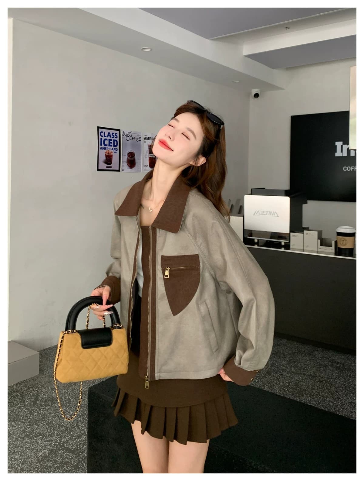 항구 바람 레트로 pu 가죽 재킷 여성 코트 2026 가을 새로운 배색 폴로 칼라 작은 키 슬림해 보이는 차가운 바람의 소리 재킷 맨위 상세 이미지 30