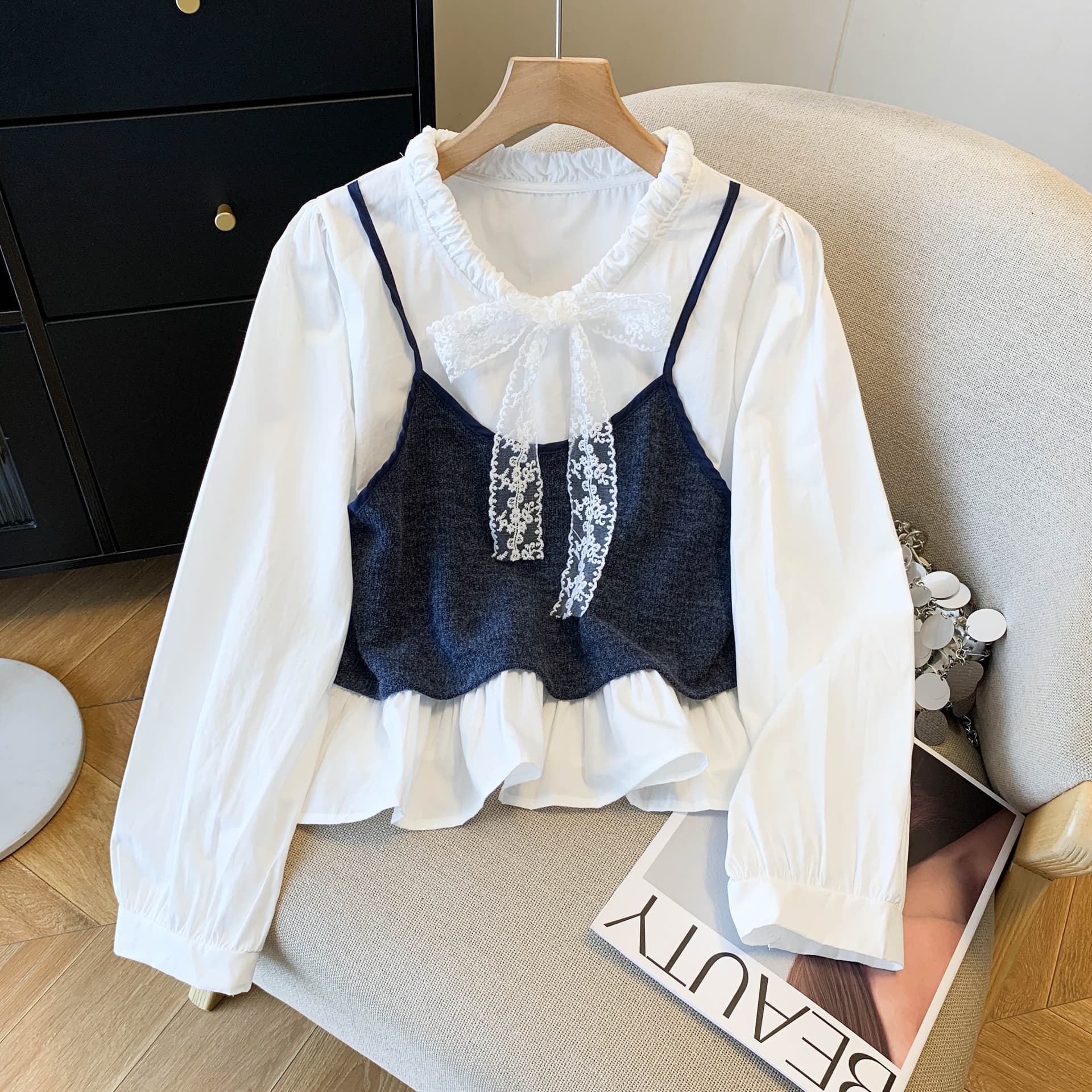 프랑스식 레이스 나비 넥타이 긴팔 여성 셔츠 조기 가을 루즈핏 슬림해 보이는 연령 감소 페이크 레이어드 스택 착용 맨위 이미지 2