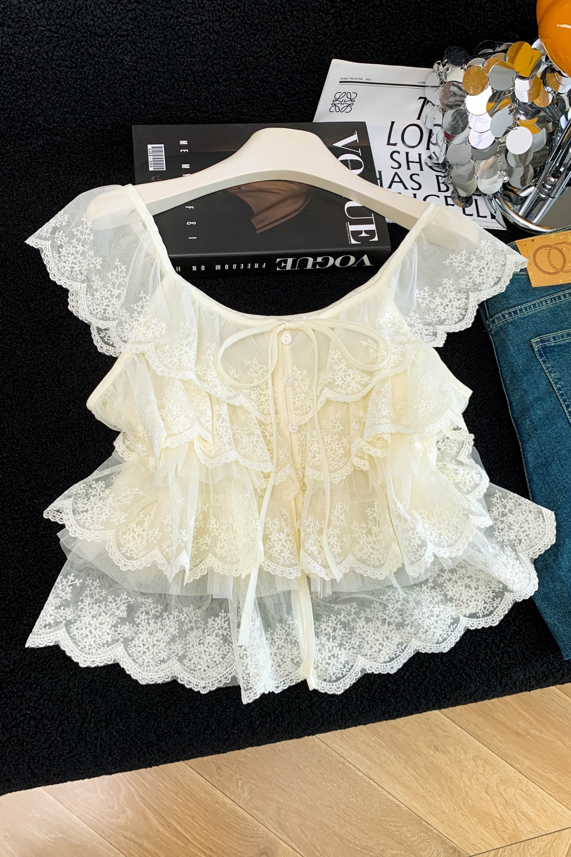 프랑스식 부드러운 바람 다중 레이어 3 차원 명중 Pleat 망사 레이스 조각 연령 감소 다용도 쇼트 스타일 작은 날다 소매 슬립 여성 이미지 7