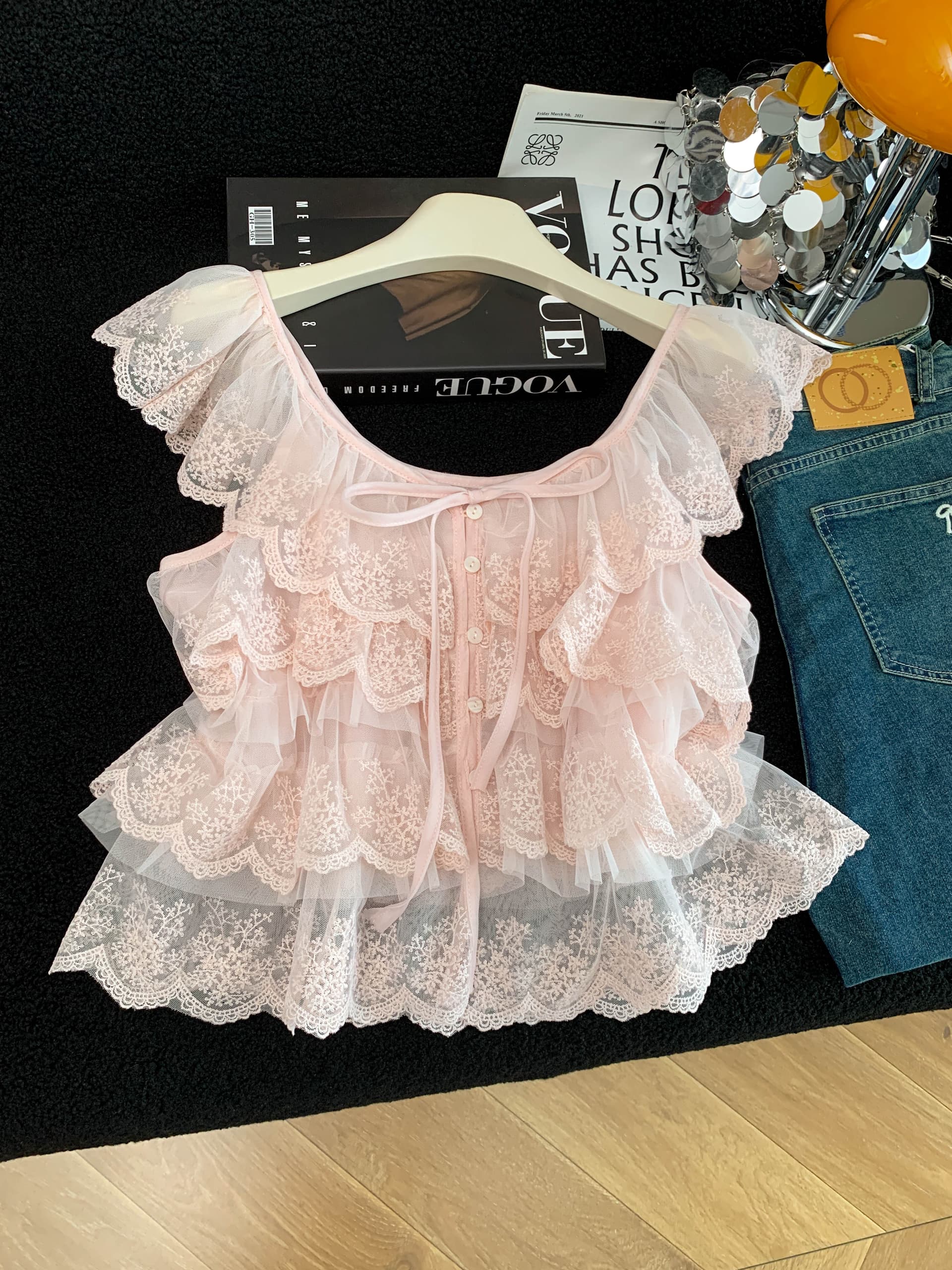 프랑스식 부드러운 바람 다중 레이어 3 차원 명중 Pleat 망사 레이스 조각 연령 감소 다용도 쇼트 스타일 작은 날다 소매 슬립 여성 상세 이미지 10