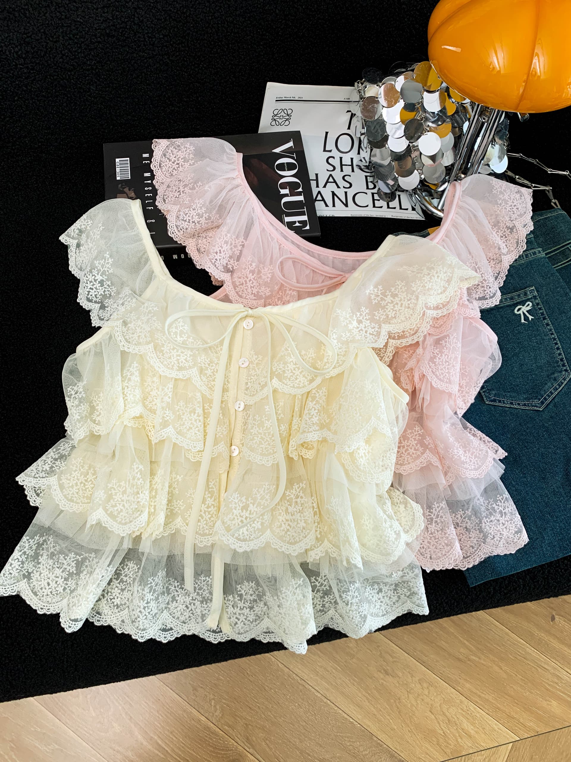 프랑스식 부드러운 바람 다중 레이어 3 차원 명중 Pleat 망사 레이스 조각 연령 감소 다용도 쇼트 스타일 작은 날다 소매 슬립 여성 상세 이미지 18
