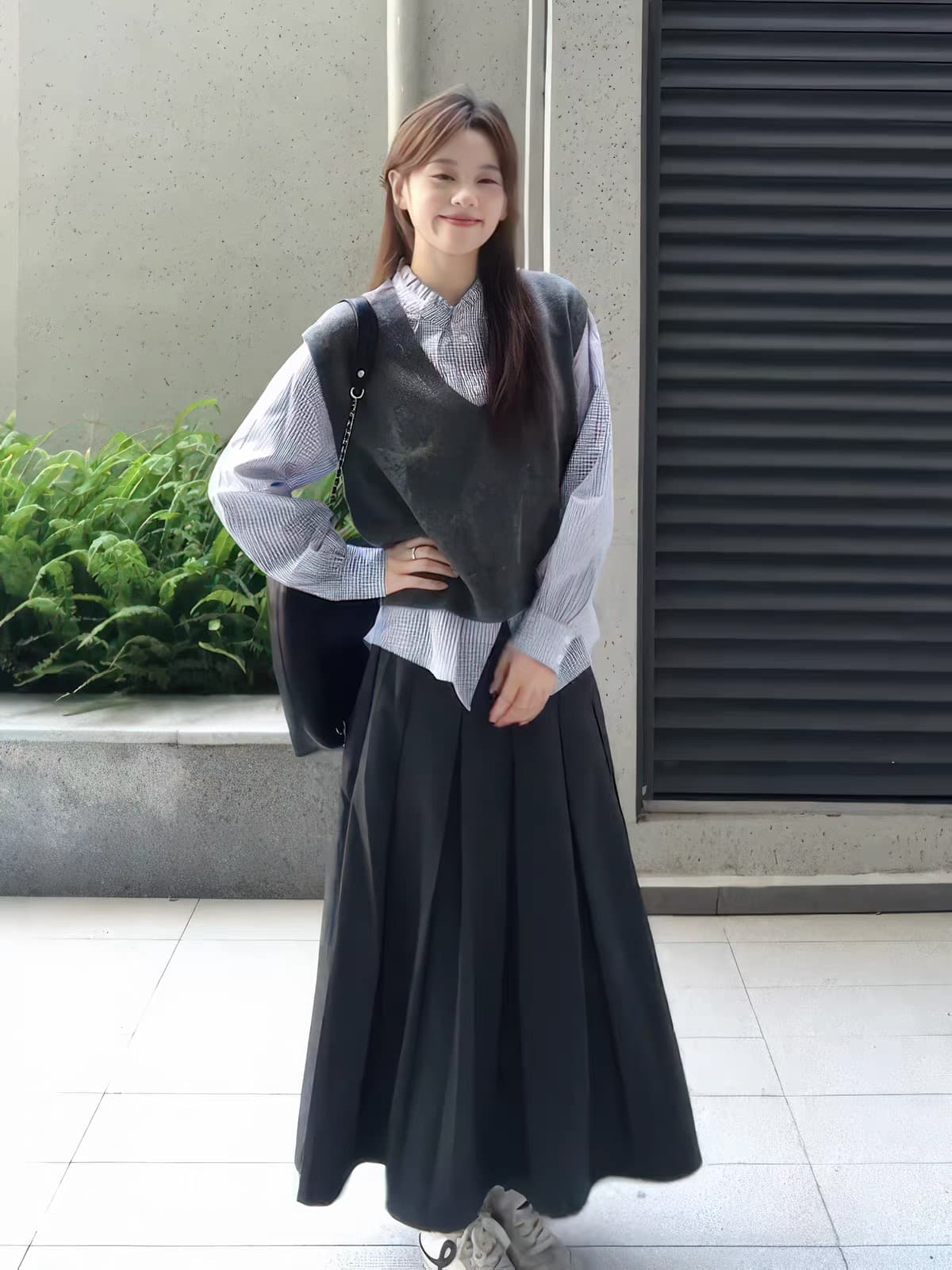 한 부서 학원 스타일 세트 여성 2026 가을 새로운 니트 베스트 격자 무늬 셔츠 플리츠 롱 스커트 3종 세트 상세 이미지 3