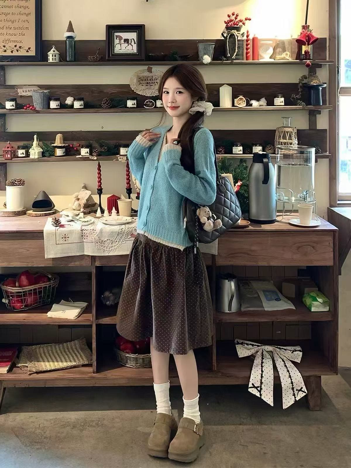 한 부서 분위기 센스 도파민 파란색 페이크 레이어드 니트 오픈 가디건 여성 긴 소매 스웨터 코트 반신 스커트 투피스 세트
