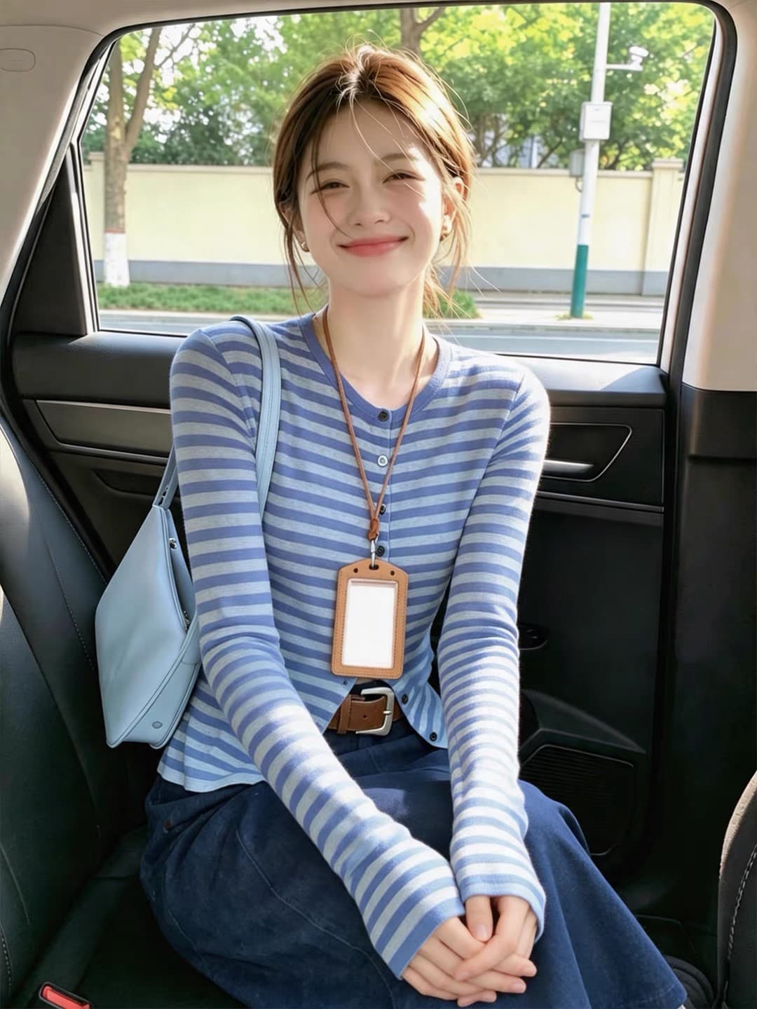 자이언트 잘 생긴 파란색 스트라이프 긴팔 티셔츠 여성 몸매 가꾸기 슬림해 보이는 V넥 기본 셔츠 이른 가을 2026 새로운 오픈 가디건 맨위 상세 이미지 5