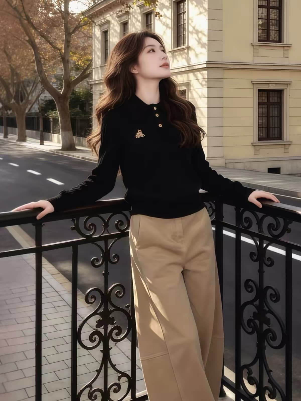 검정색 POLO 셔츠 폴로 칼라 작은 곰 자수 몸매 가꾸기 인사이드 가져 가라. 긴팔 티셔츠 여성 가을 2026 슈퍼 화재 연령 감소 맨위 이미지 2