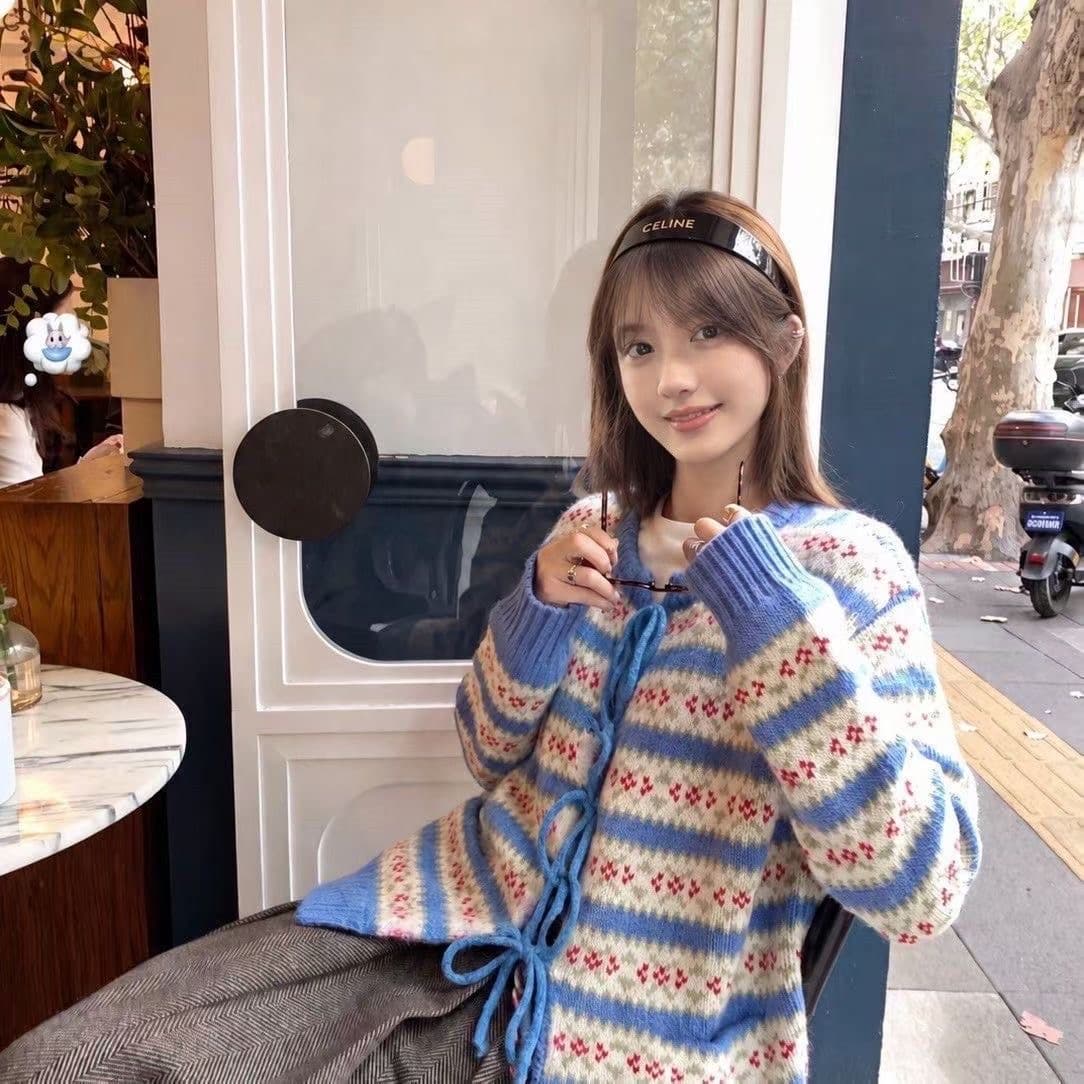 공정한 섬 레이스업 스트라이프 라운드 넥 니트 오픈 가디건 여성 새로운 2026 가을 겨울철 스웨터 코트 색상 자카드 맨위 이미지 4