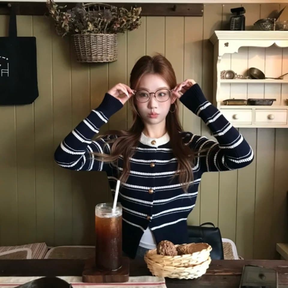 한 부서 배색 스트라이프 열기 재킷 스웨터 여성 코트 봄 가을 작은 샤넬 스타일 쇼트 스타일 느긋한 부드러운 바람 이미지 5