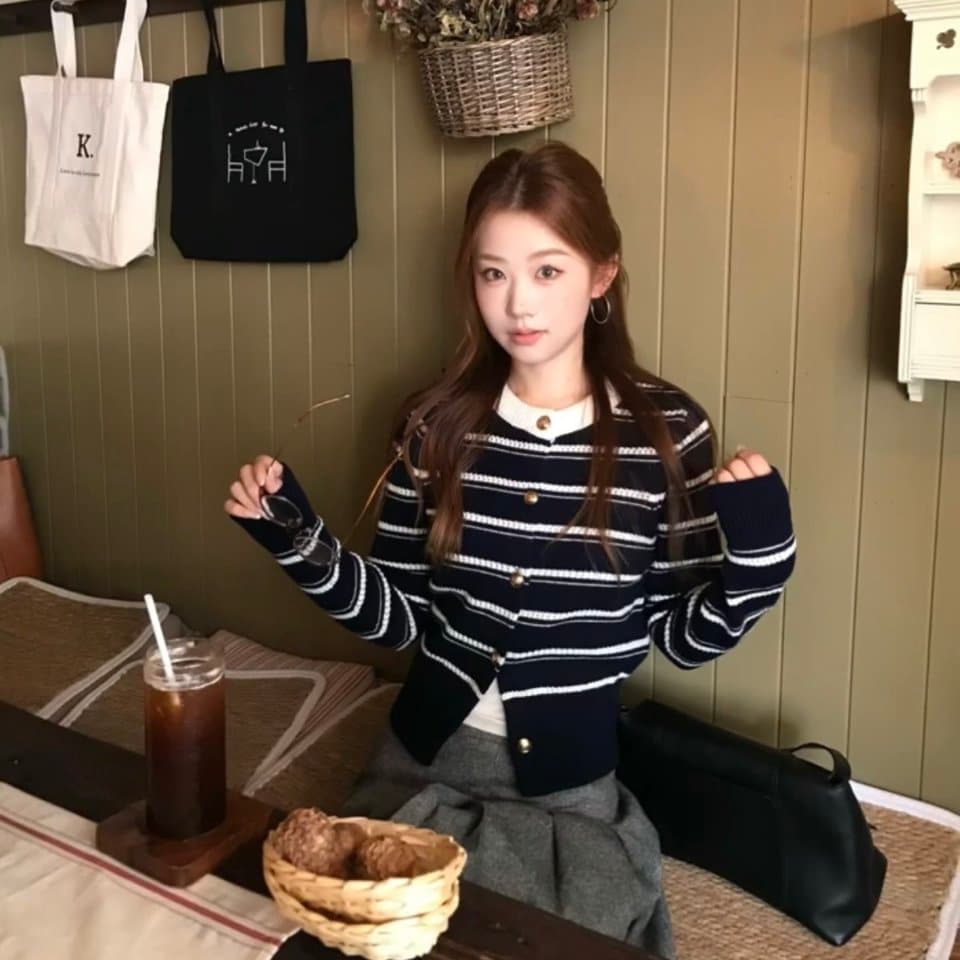 한 부서 배색 스트라이프 열기 재킷 스웨터 여성 코트 봄 가을 작은 샤넬 스타일 쇼트 스타일 느긋한 부드러운 바람 이미지 3