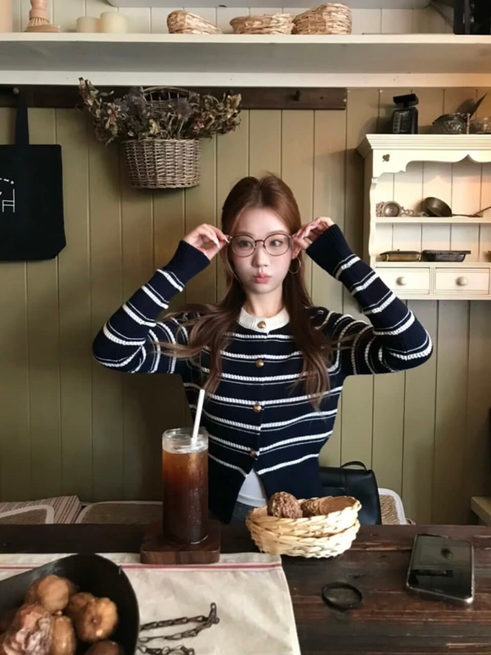 한 부서 배색 스트라이프 열기 재킷 스웨터 여성 코트 봄 가을 작은 샤넬 스타일 쇼트 스타일 느긋한 부드러운 바람 상세 이미지 4
